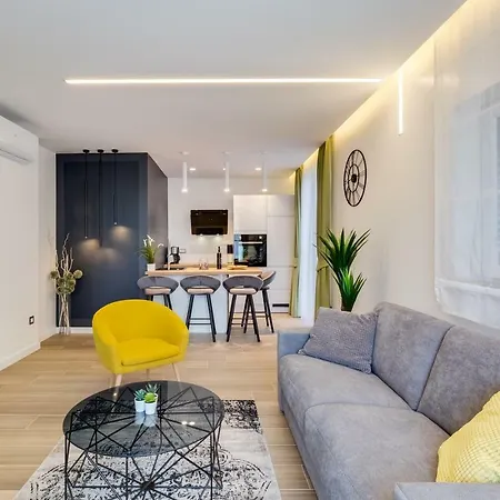 Downtown Marcius Luxury With Jacuzzi & Sauna Appartement *