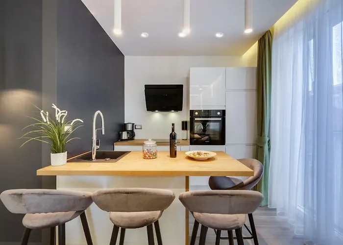 アパート Downtown Marcius Luxury With Jacuzzi & Sauna *